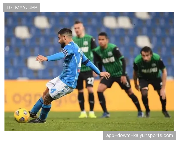 斯坦科维奇回归后防守改造 红星区域联防限制里尔中路