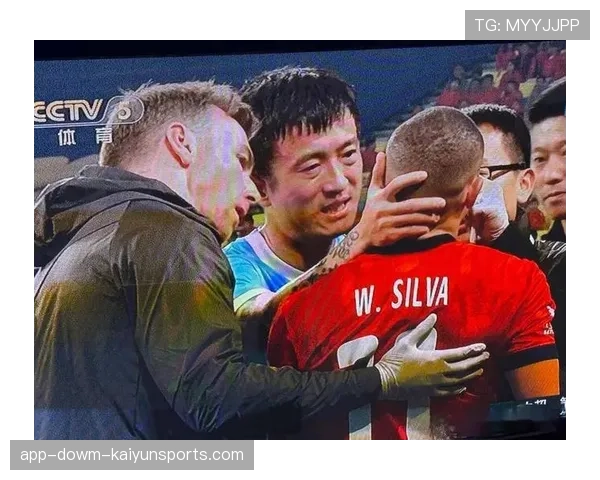 姜至鹏首轮入选最差阵容 深圳新鹏城边路防守频现漏洞